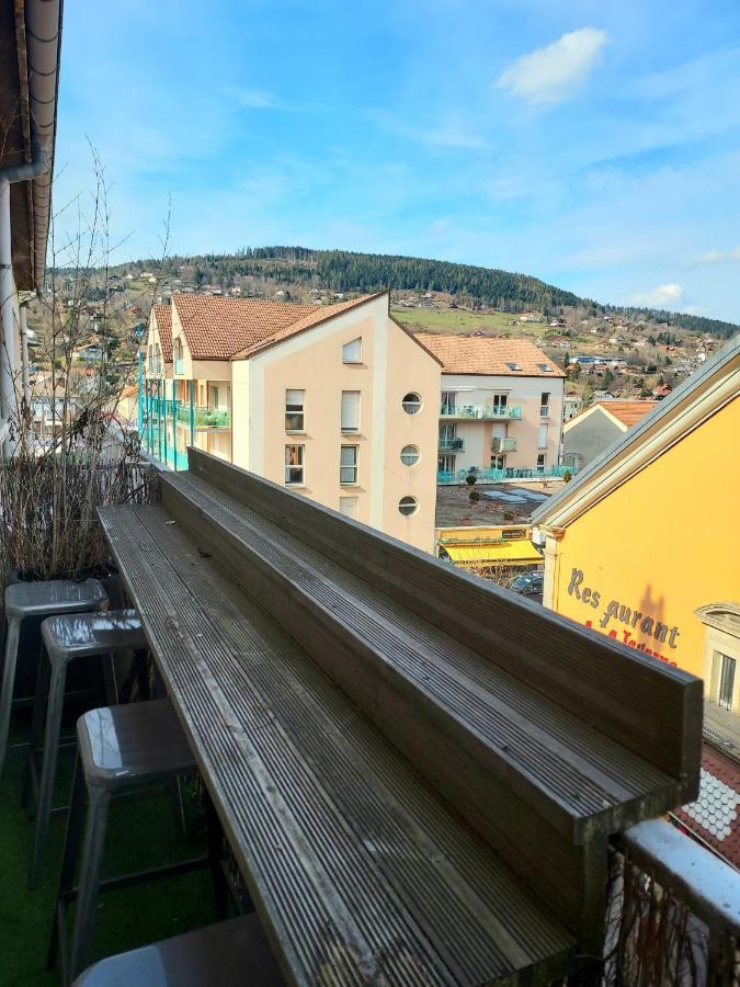 La Cahutte Du Tisseur, Hyper Centre Appartamento Gérardmer Esterno foto